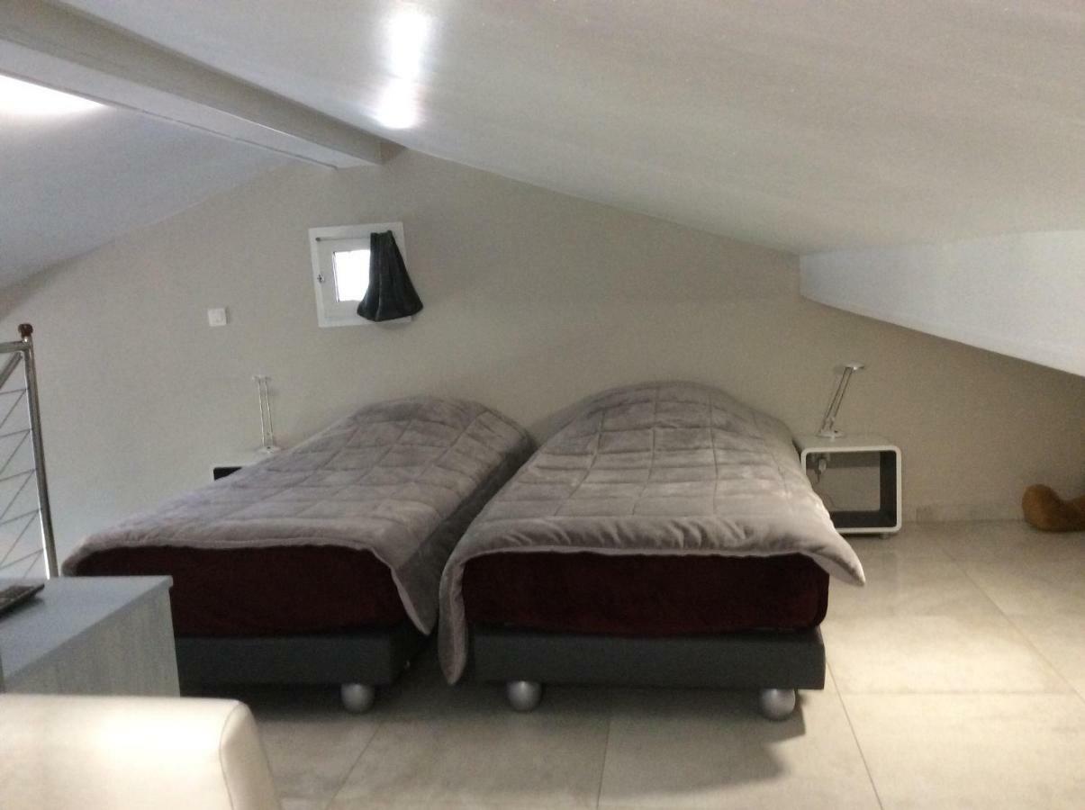Appartement de vacances au 1er étage 45m2 Antibes Esterno foto
